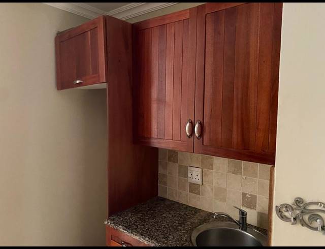 1 BEDROOM PROPERTY TO RENT IN NEWLANDS